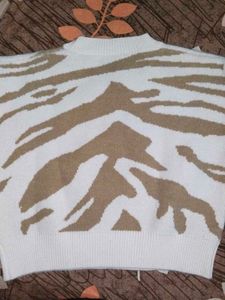 Trendy Zebra Print Sweater