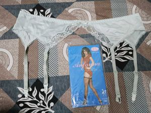 (991)Vintage Blue Lace Garter Belt