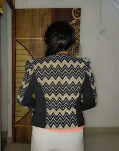 Stylish Patterned Blazer Jacket