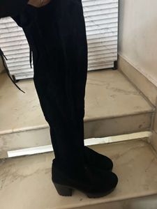 Chic Black Boots