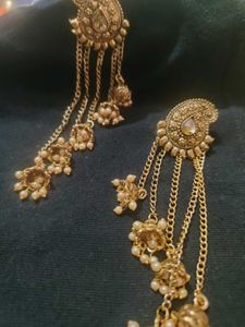 Beautiful kashmiri Gold Toned Jhumka Earrings