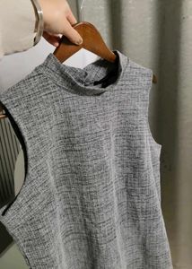 NWOT Banana Republic Mock Neck Top