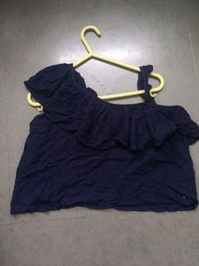 One Side Off Shoulder Top
