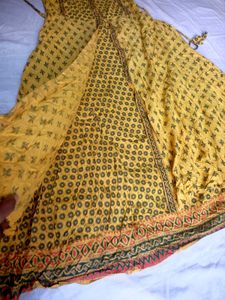 ZRI BRANDED Yellow Printed Kurta