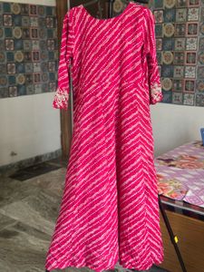 Anarkali Pink Kurta Set Embellishments