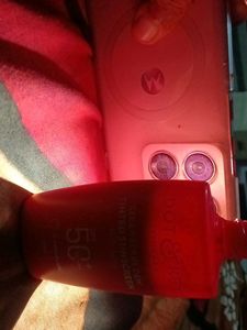 Dot &amp; Key Strawberry Dew Tinted Sunscreen SPF 50 P