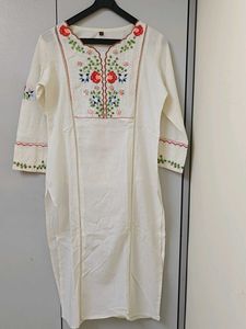 Embroidered White Cotton Kurta