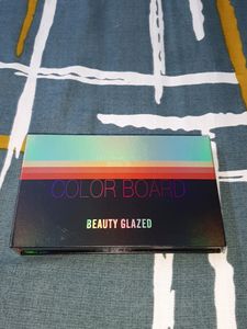 Combo Of Eyeshadow And Brushes