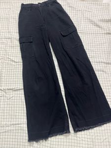 Black Wide Leg Cargo Jeans