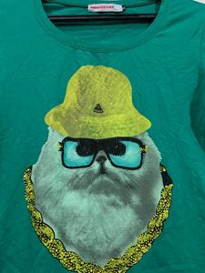 Green Cat Graphic T-Shirt
