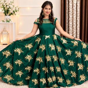 Reception wedding green gown