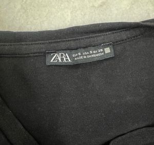 Zara Basic Black T-Shirt