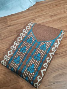 Unstitched Winter Embroidery Suit 4.5 Metre Fabric