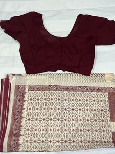 Maroon Saree With Elegant Print