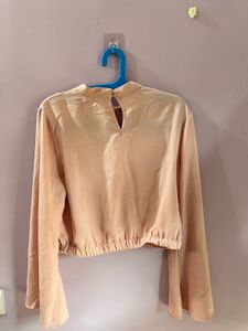 peach bell sleeved crop top