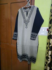 Elegant Embroidered Kurta with pant