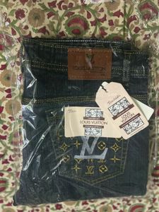 Baggy Louis Vuitton Jeans