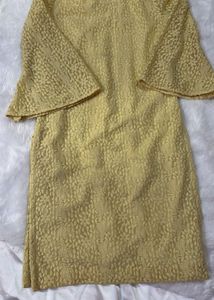 chicken kari yellow kurti