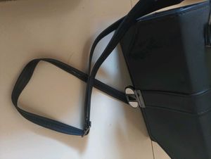 Elegant Black Handbag