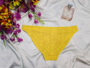 🇳🇿💫🎀Yellow Crochet Bikini Bottom