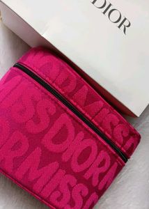 Dior trousse Pouch - Vibrant Pink 💕♥️