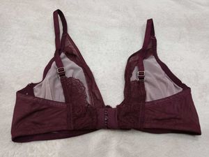 Lace Detail Burgundy Bra