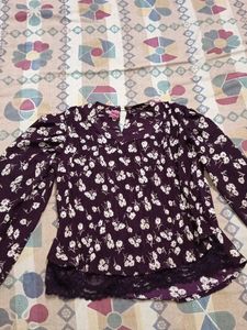 Floral Print Lace Trimmed Top