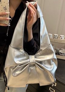 Chic Silver Bow Detail Handbag