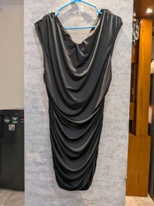 Chic Ruched Black Dress