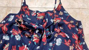 💜Tie-up Flowy Top💜