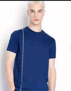 90% off New & Original Armani T-Shirt S