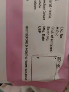Rose scented wet wipes for face and body