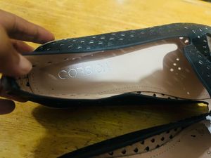Corsica Black Flats - Size 7