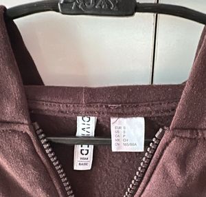 H&amp;M Cropped Zip-Up Hoodie
