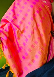 Pink &amp; Orange Checked Saree