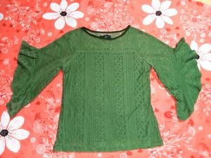 Free gift 🎁 & Olive Green Lace Bell Sleeve Top