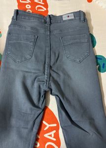 Grey High Waist Skinny Fit Jeans