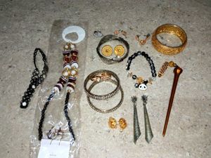 Assorted Women's Jewelry Lot