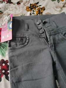 Gray High-Waisted Jeans Waist 25 Length30 Not Used