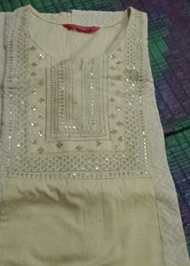 Buy 2 Get two Kurta Free - 34 to 36 size