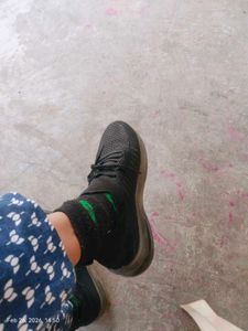 Comfortable Black Sneakers for women