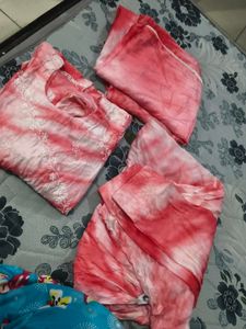 Pink Tie-Dye Kurta Set with Embroidery