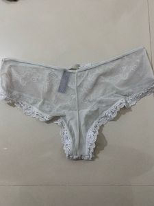 Lace Bra with Front Clasp