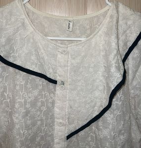 Korean White Embroidered Puff Sleeve Blouse