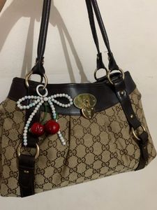Gucci Inspired buckle bag