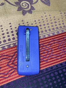 RARE Sony Walkman SRF-S56 Mini Fm/Am Radio