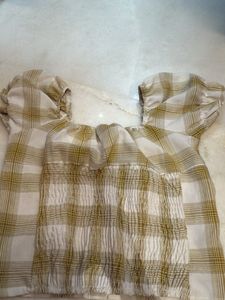 Chic Plaid Button-Up Crop Top