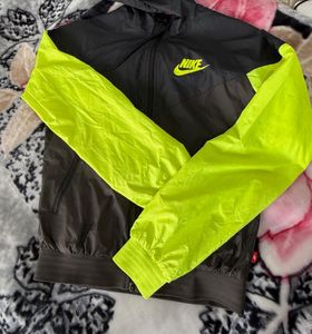 Nike Windbreaker Jacket
