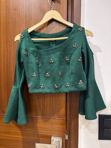 boutique stiched-crop top and stylish pants