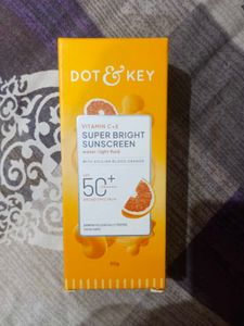 Dot & Key Super Bright Sunscreen